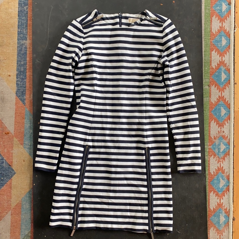 Navy & white fitted dress